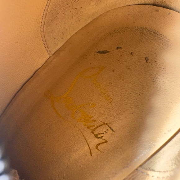 Christian Louboutin Black Leather Stiletto Pumps with Iconic Red Soles - Picture 5 of 7